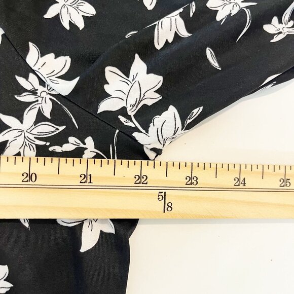 NEW Cocomo Black & White Floral Long Sleeve Blouse Business Casual - Size XL - Picture 6 of 7